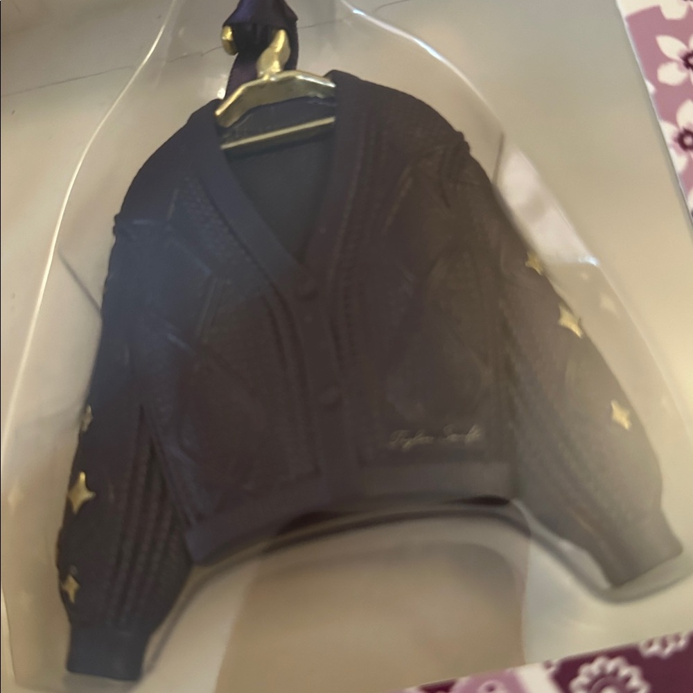 Speak Now Cardigan Ornament. - Picture 3 of 3